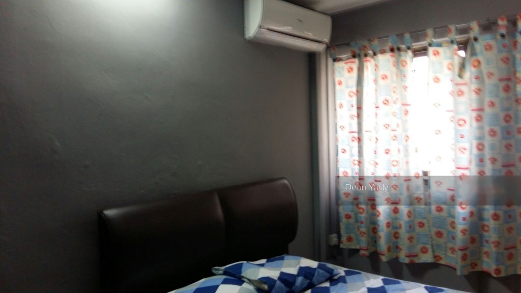 Blk 210 Jurong East Street 21 (Jurong East), HDB 3 Rooms #136473262